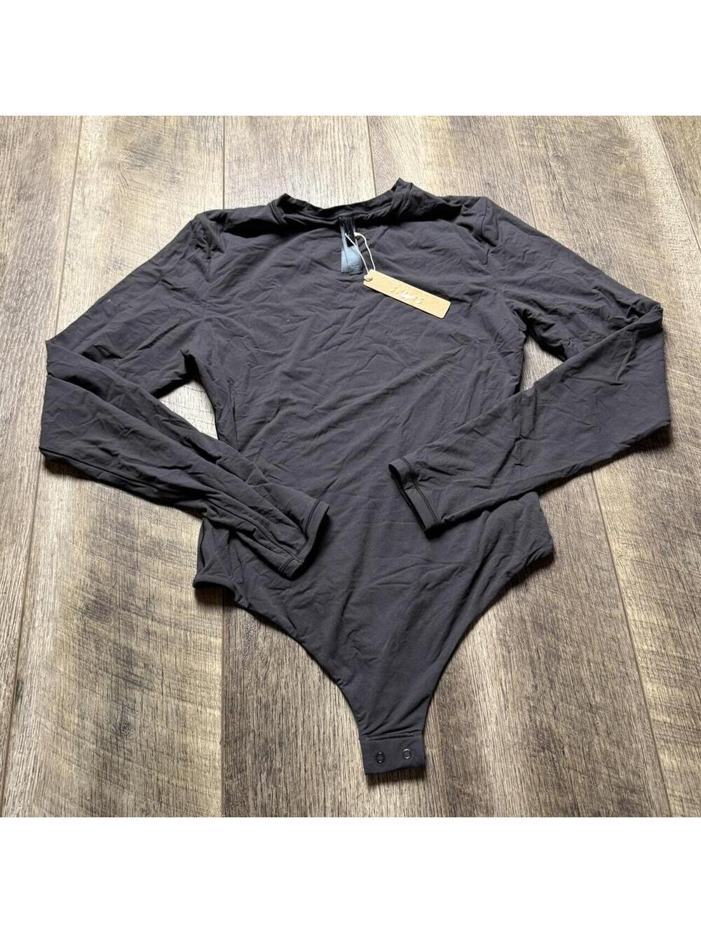 Skims fits everybody long sleeve crew neck bodysuit NWT size 2XL